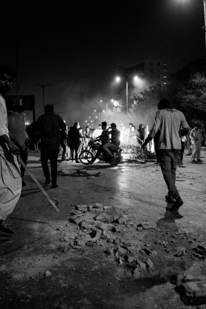 Photos prises durant les émeutes ayant suivi l’arrestation d’Imran Khan, le 9 mai 2023.